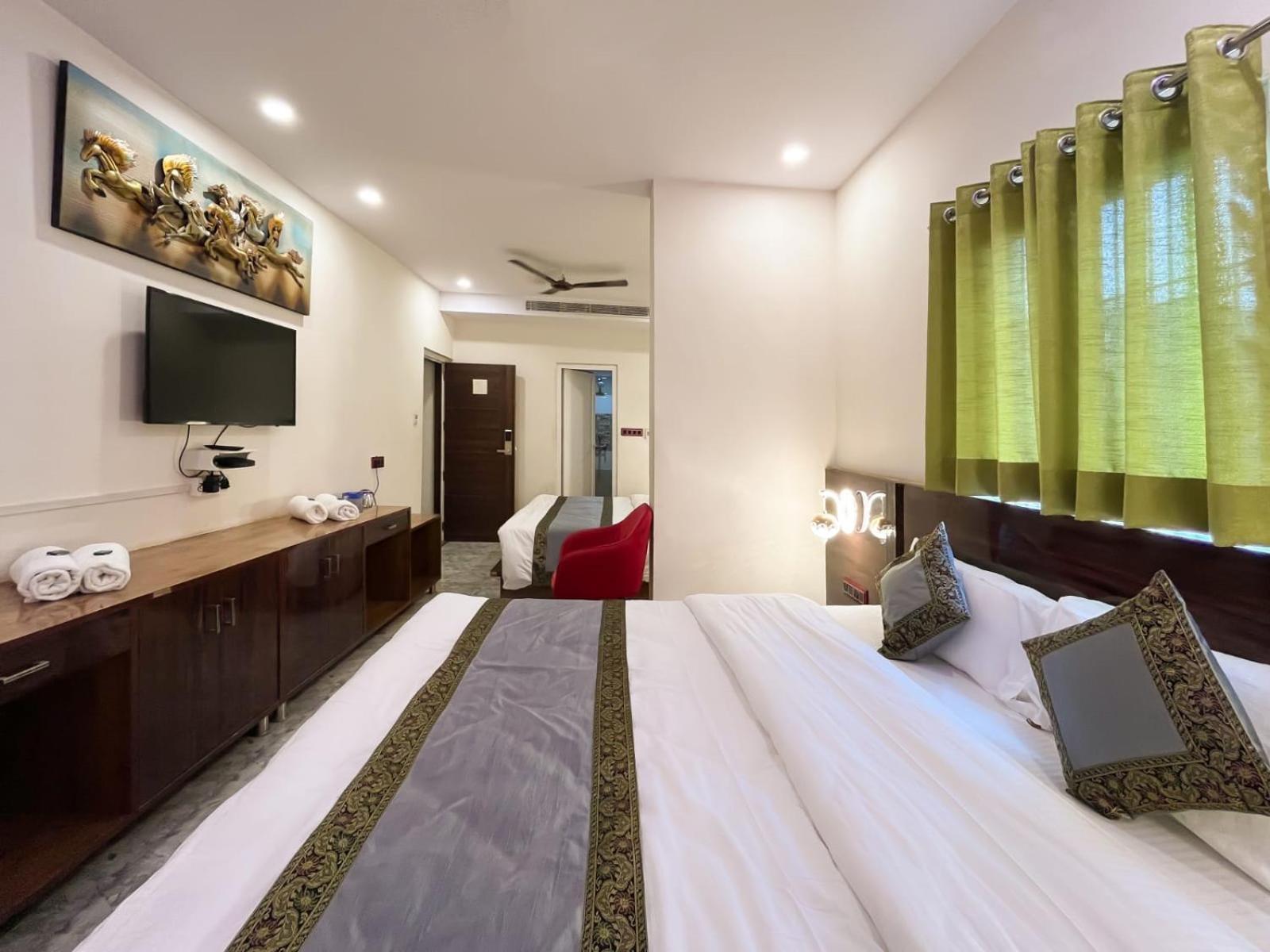 Namaste Benares Varanasi — Photos 1